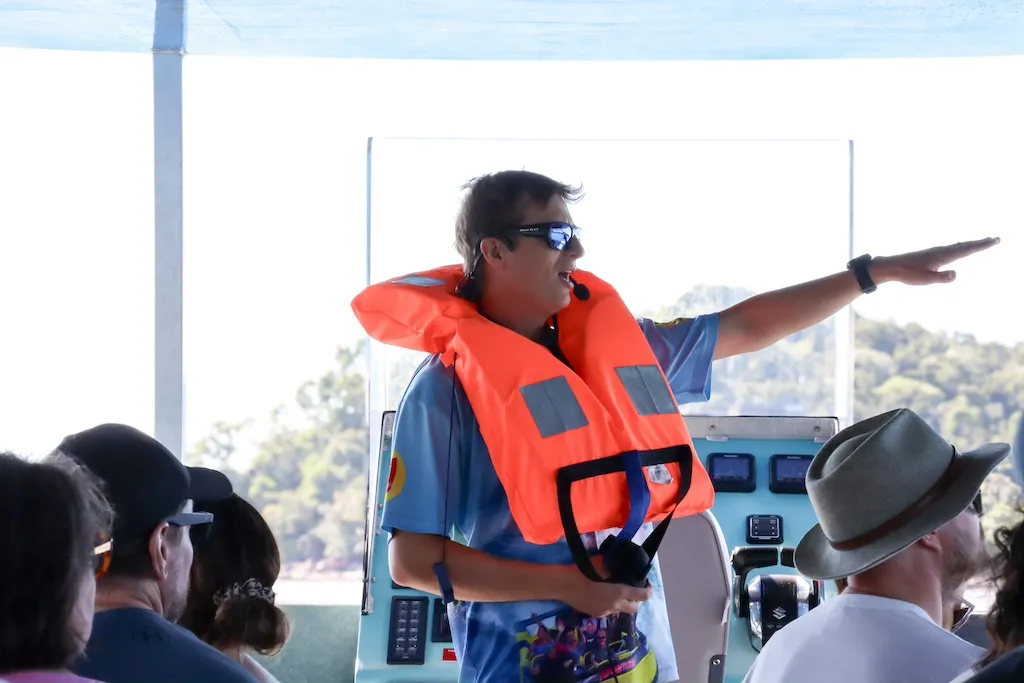 Airlie Beach Glass Bottom Discovery Tour | Experience Oz-21