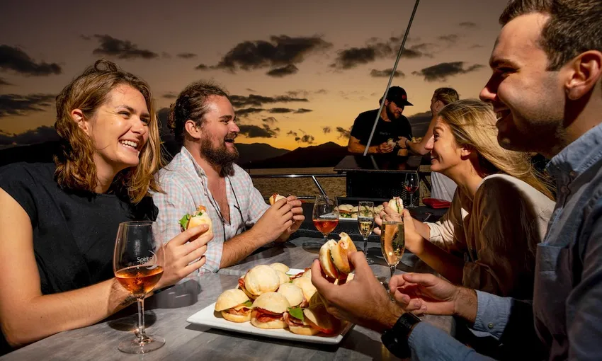 Spirit of Cairns Dinner Cruise - Book Online | Experience Oz