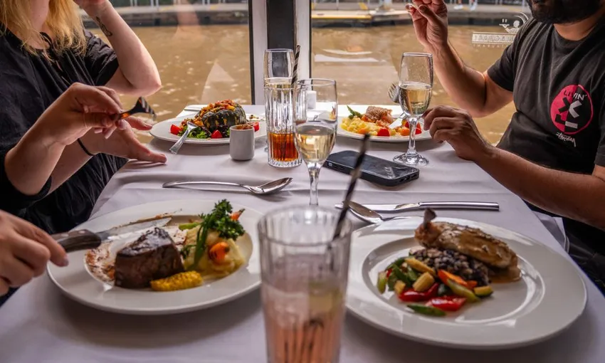 Spirit of Melbourne Lunch Cruise - Book Now | Experience Oz