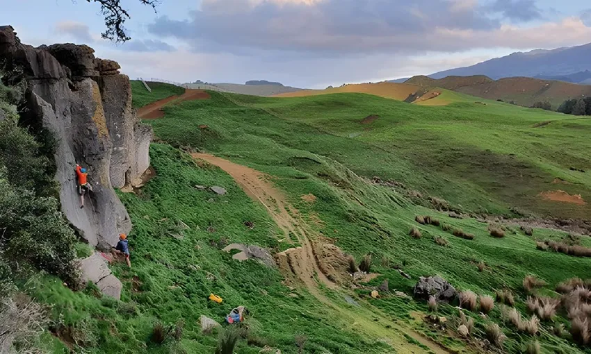 Raglan Rocking Climbing Adventure - Book Now | Experience Oz