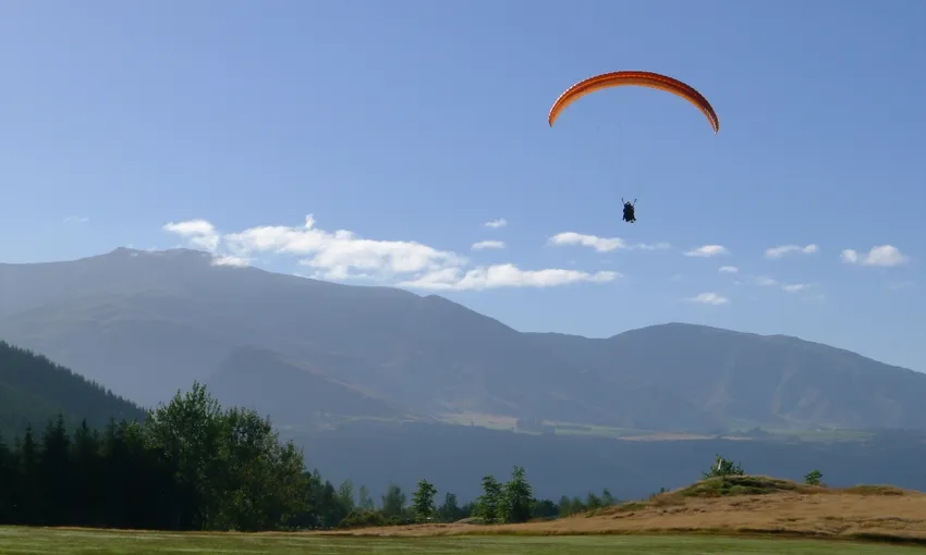 Skytrek Paragliding in Queenstown - Book Now | Experience Oz