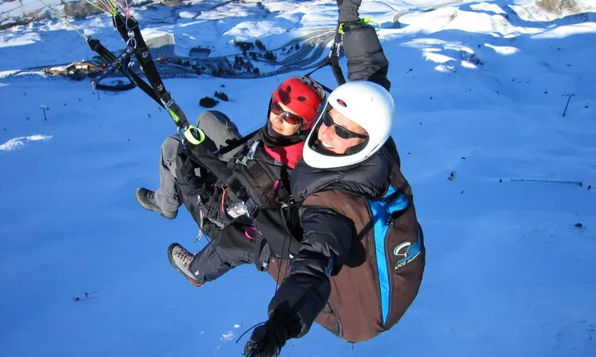 Winter Paragliding at Coronet Peak Queenstown - Book Now | Experience Oz