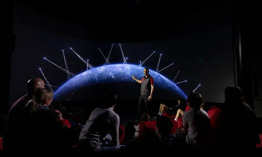 Dark Sky Experience Indoor - Book Now | Experience Oz