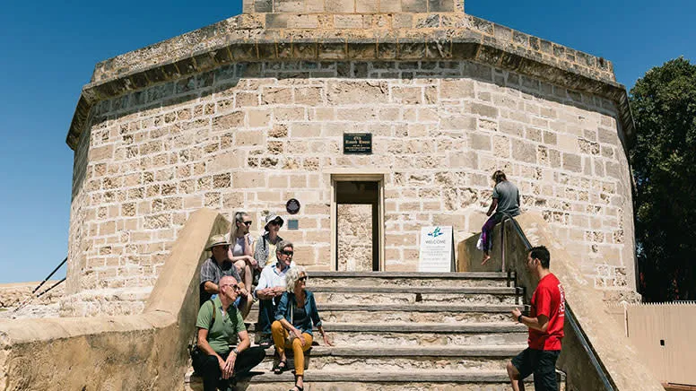 Fremantle Convicts, Culture and Street Art Walking Tour - Book Now | Experience Oz