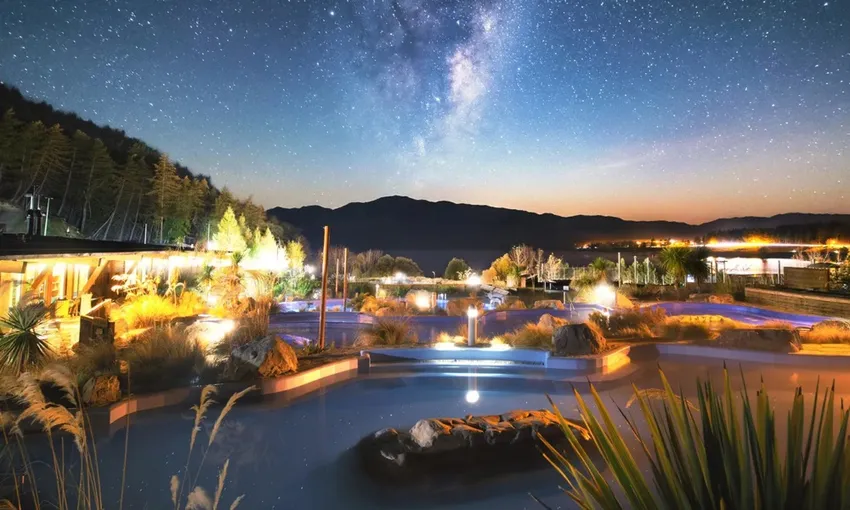 Tekapo Springs Stargazing Tour - Book Now | Experience Oz