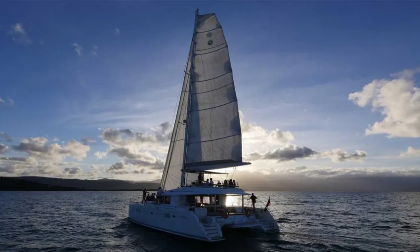 Sunset Sail Port Douglas with Canapes & Beverage | Experience Oz