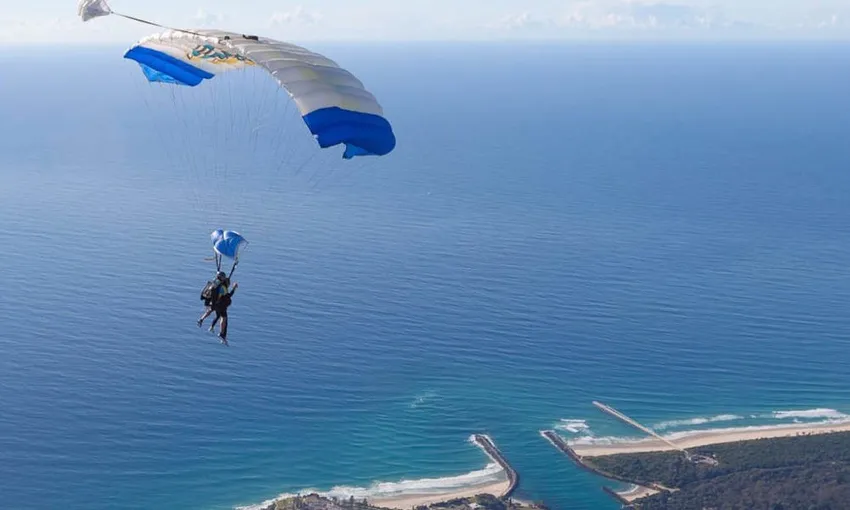 Gold Coast Skydiving Tandem Dive - Book Now | Experience Oz