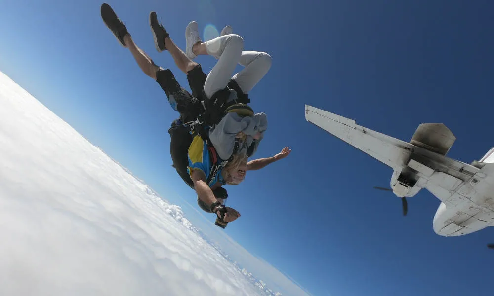 Gold Coast Skydiving Tandem Dive - Book Now | Experience Oz-2
