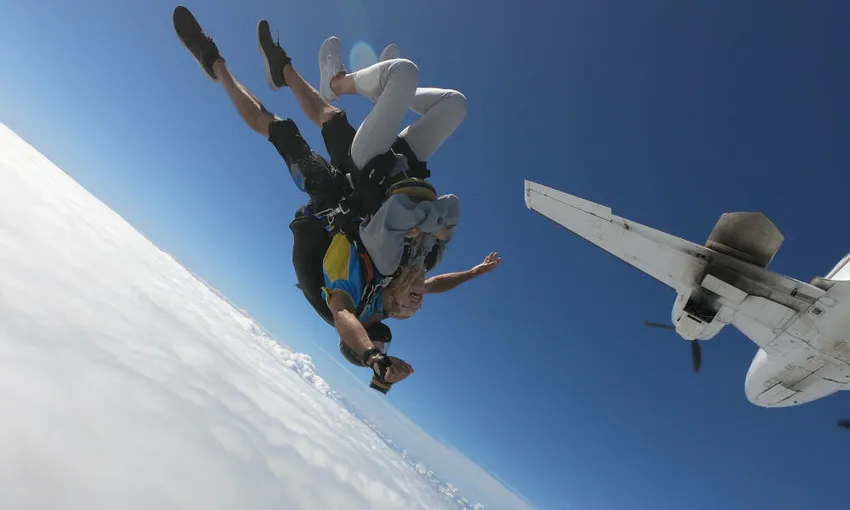 Gold Coast Skydiving Tandem Dive - Book Now | Experience Oz