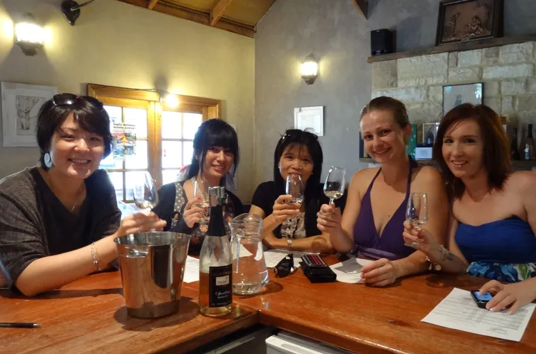 Activity Hunter Valley Wine Tasting Tour | Experience Oz