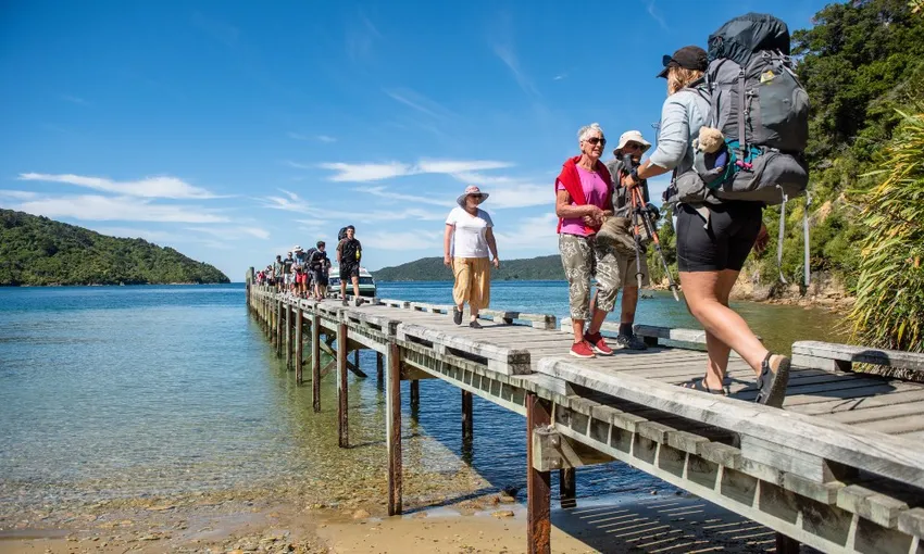 Cruise and Day Walk from Ship Cove to Furneaux Lodge