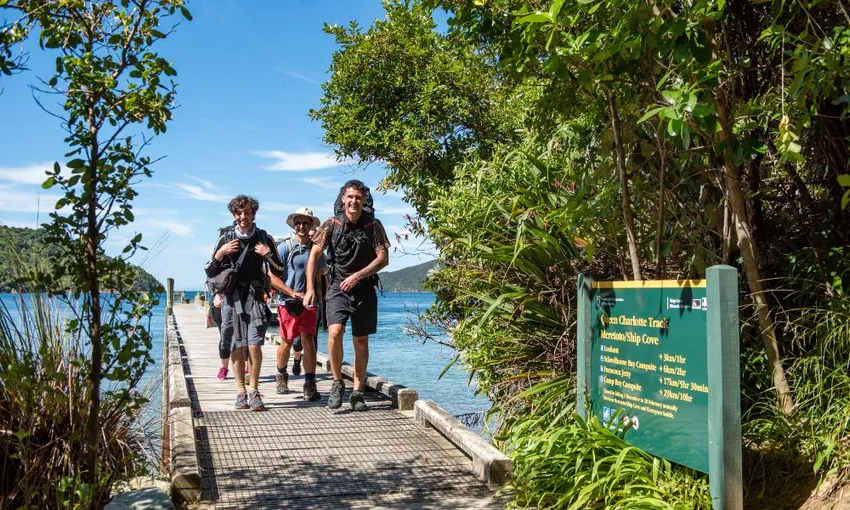 Cruise and Day Walk from Ship Cove to Furneaux Lodge