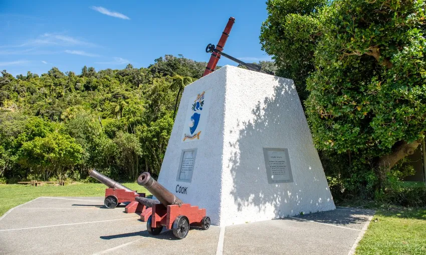 Queen Charlotte Sound Cruise from Picton to Ship Cove - Book Now | Experience Oz