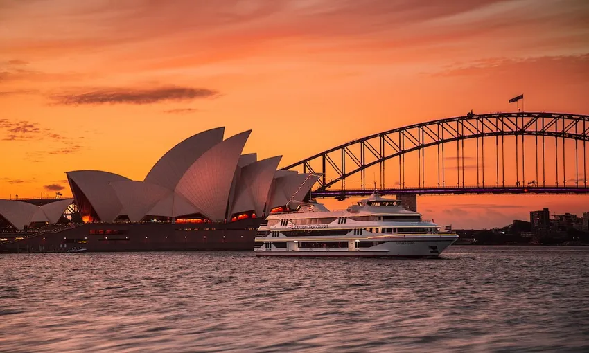 Sydney Harbour Sunset Cruise | Experience Oz