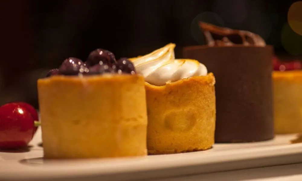 Melbourne Yarra River Dinner Cruise - Book Now | Experience Oz -4