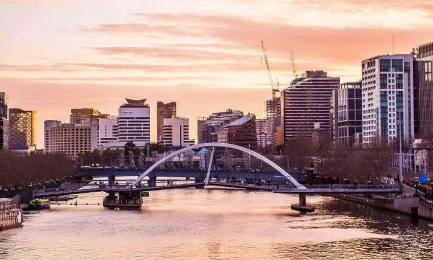 Melbourne Yarra River Dinner Cruise - Book Now | Experience Oz