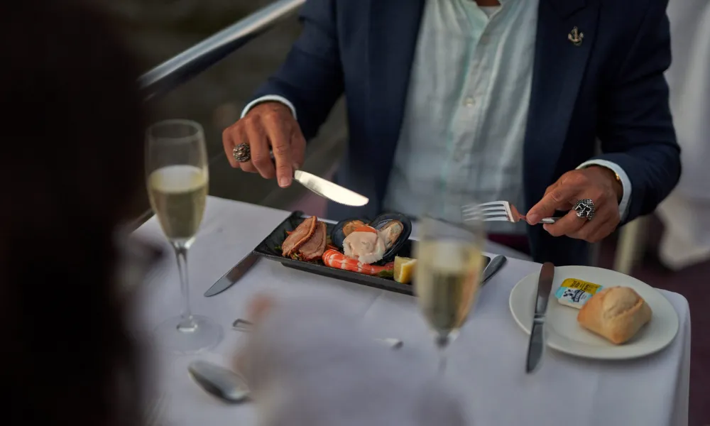 Melbourne Yarra River Dinner Cruise - Book Now | Experience Oz-7