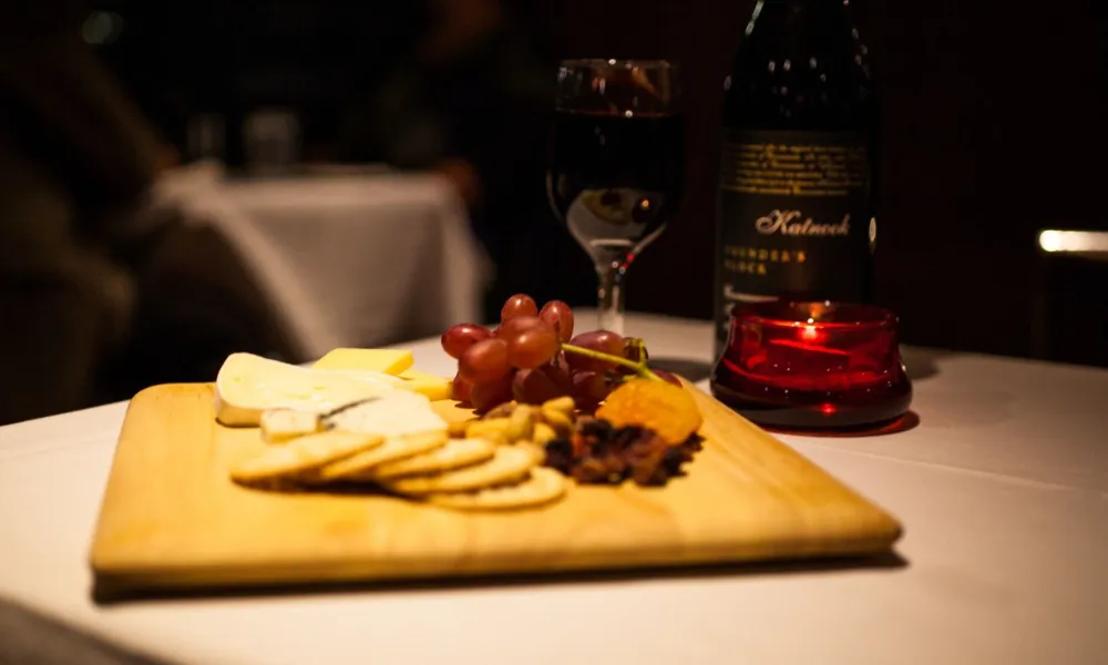 Melbourne Yarra River Dinner Cruise - Book Now | Experience Oz-4