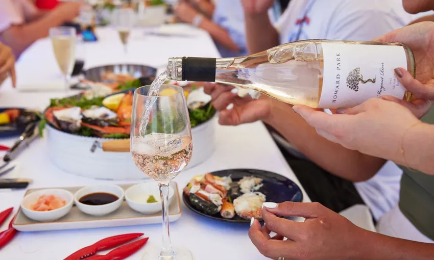 Mandurah Wild Seafood Cruise & Lunch - 3.5 hours | Experience Oz