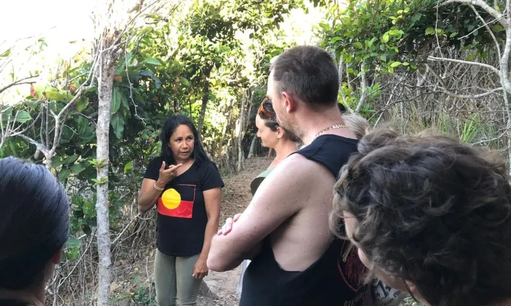Cape Byron Guided Aboriginal Tour | Book Now | Experience OZ-5