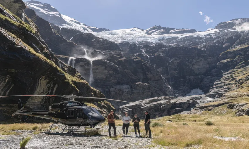 Earnslaw Burn Helicopter Flight with Picnic from Queenstown - Book Now | Experience Oz