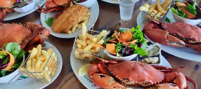 Gold Coast Catch a Crab Cruise | Experience Oz