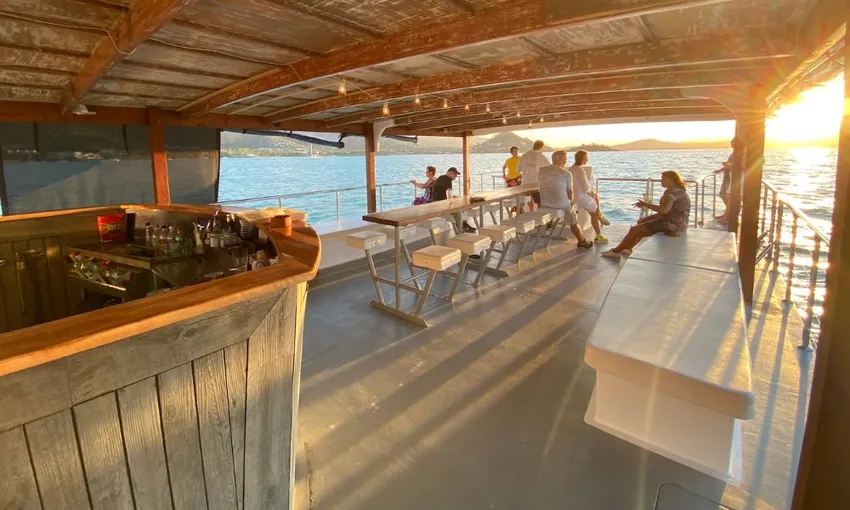 Whitsundays Sunset Cruise - 2 Hours | Experience Oz