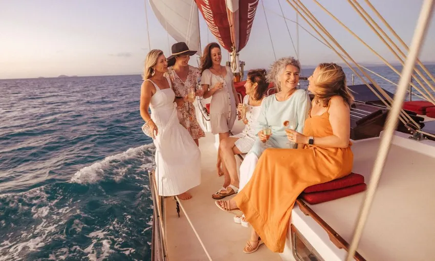 Whitsundays Sunset Sail with Antipasto - Book Now | Experience Oz