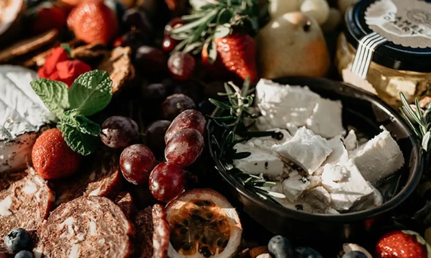 Summer Land Camel Farm Tour with Grazing Platter | Experience Oz 