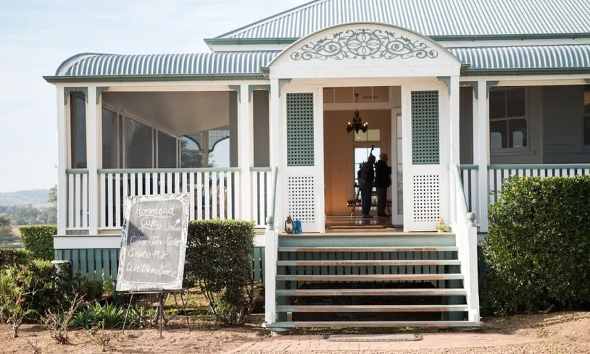 Summer Land Camel Farm Tour with Grazing Platter | Experience Oz 