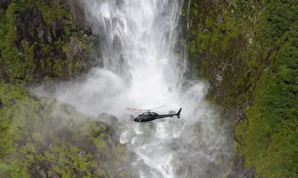 Fiordlands Finest Helicopter Flight -2.5 Hours
