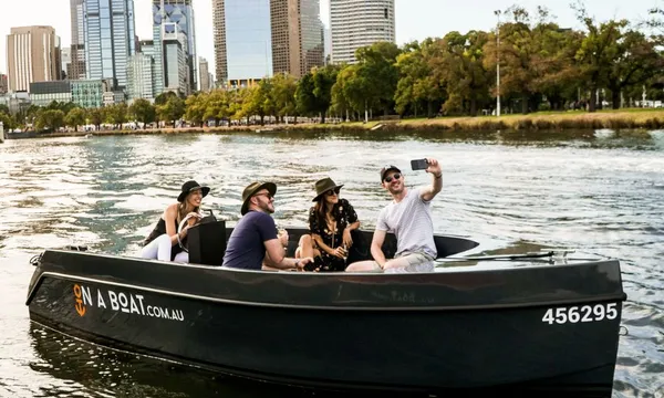 Melbourne Sunset Cruise on the Yarra River - 1.5 Hours