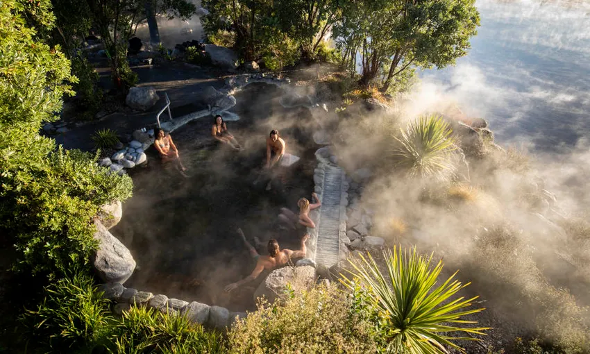 Polynesian Spa Private Sky View Pool and Entry | Experience Oz