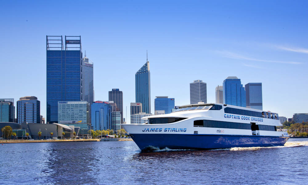 Scenic Swan River Lunch Cruise in Perth