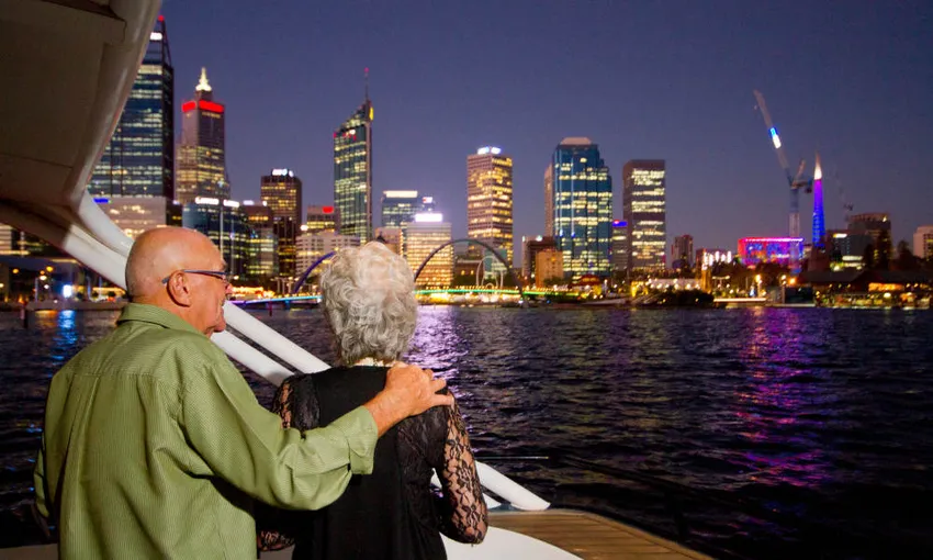Swan River Dinner Cruise - 2.5 Hours - Perth