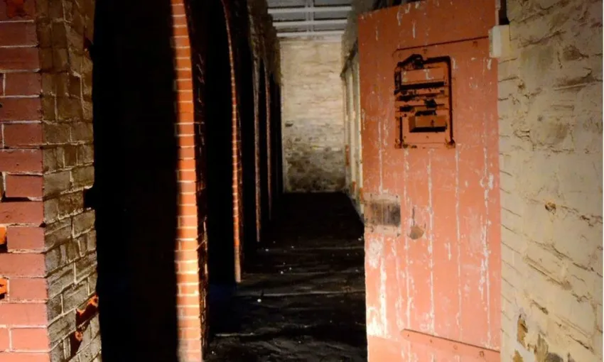 J Ward Lunatic Asylum Ghost Tour, 2 Hours