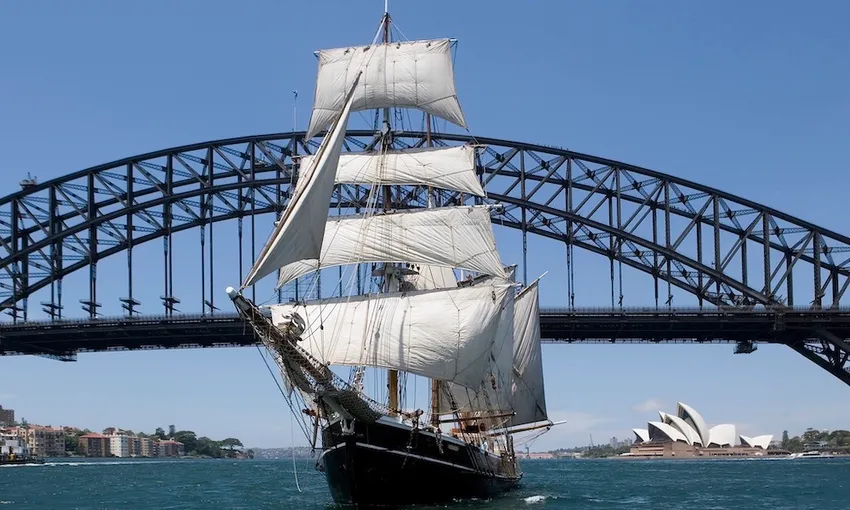 Sailing, Wine & Canapé Cruise - Sydney