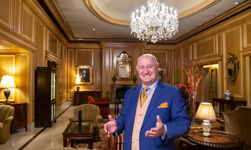 Sydney Magic Show with The Gentleman Magician - Book Now | Experience Oz