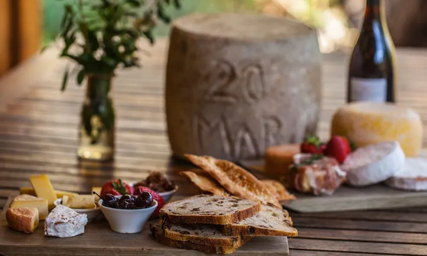 Bruny Island Gourmet Day Tour with Lunch