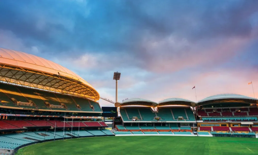 Adelaide Oval Twilight RoofClimb - Book Now | Experience Oz-1