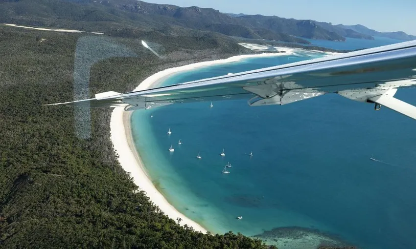 Whitsunday Islands Scenic Flight from Airlie Beach - 1 Hour