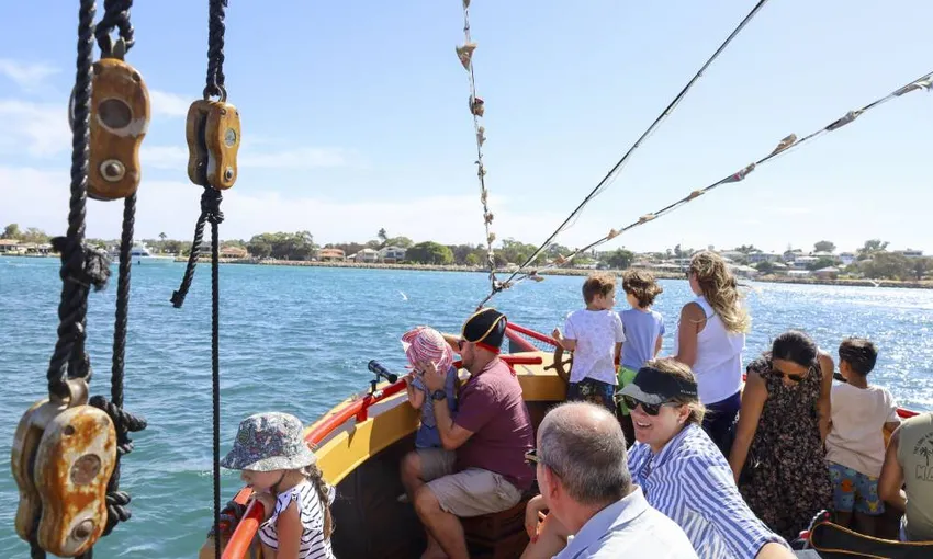 Mandurah Canal Pirate Cruise, 45 Minutes 
