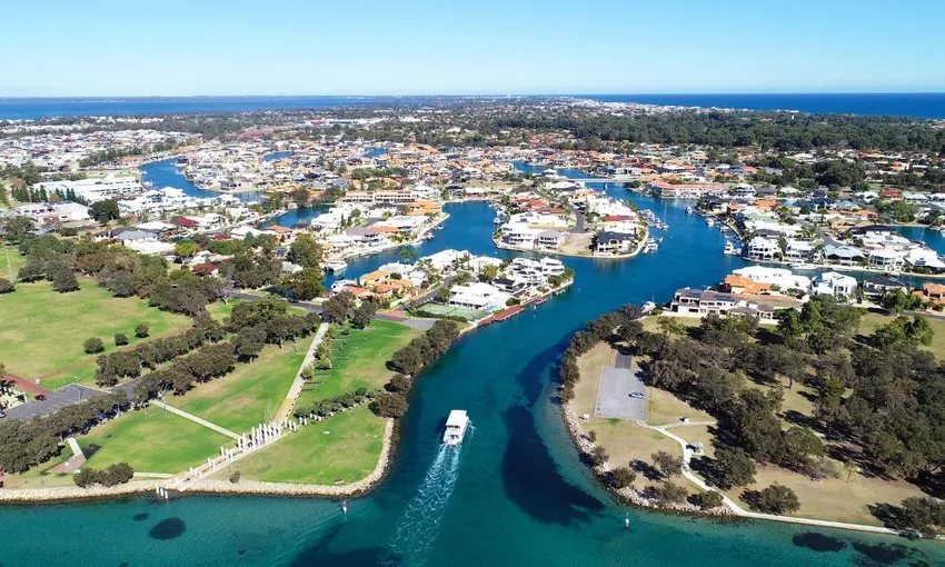 Mandurah Dolphin & Scenic Canal Cruise - Book Now | Experience Oz + NZ