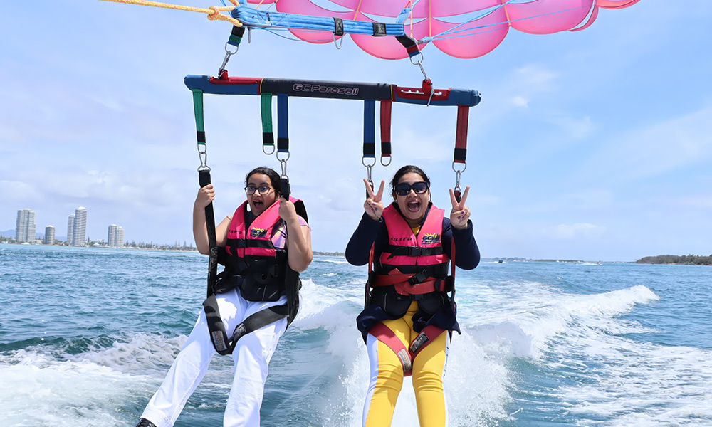 Parasail and V8 Jet Boat Ride - Gold Coast - For 2