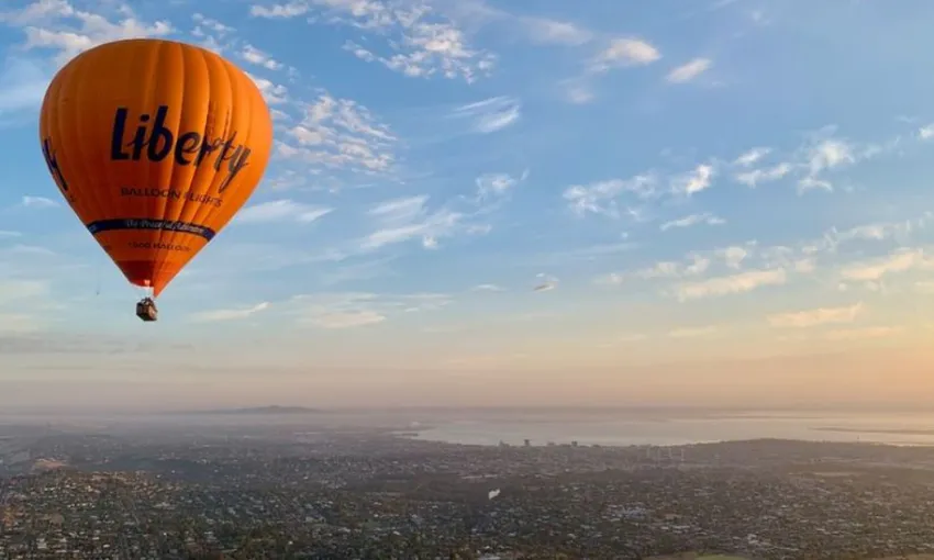 Geelong Hot Air Balloon Flight with Breakfast