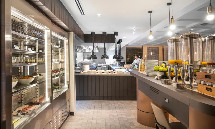 Geelong Hot Air Balloon Flight with Breakfast