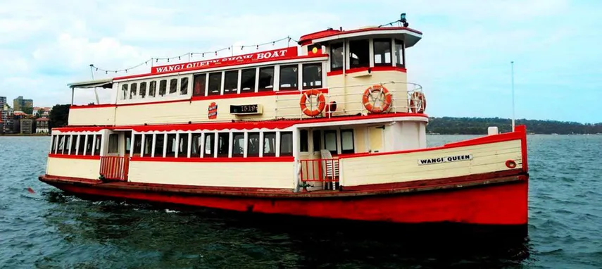 Sydney Harbour Convicts Cruise with Lunch and Bubbly