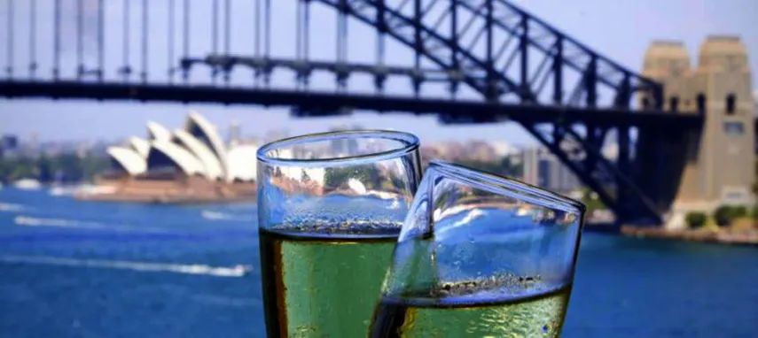 Sydney Harbour Convicts Cruise with Lunch and Bubbly
