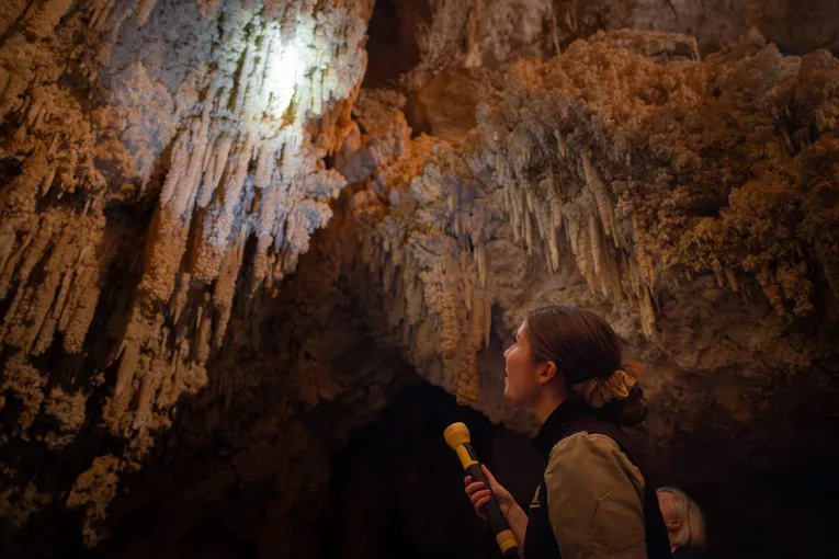 Guided Jewel Cave Tour in Augusta, 1 Hour