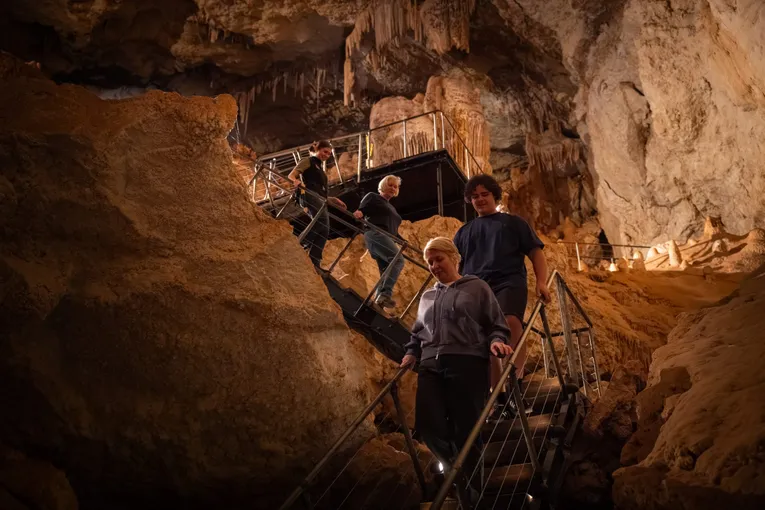 Guided Jewel Cave Tour in Augusta, 1 Hour 